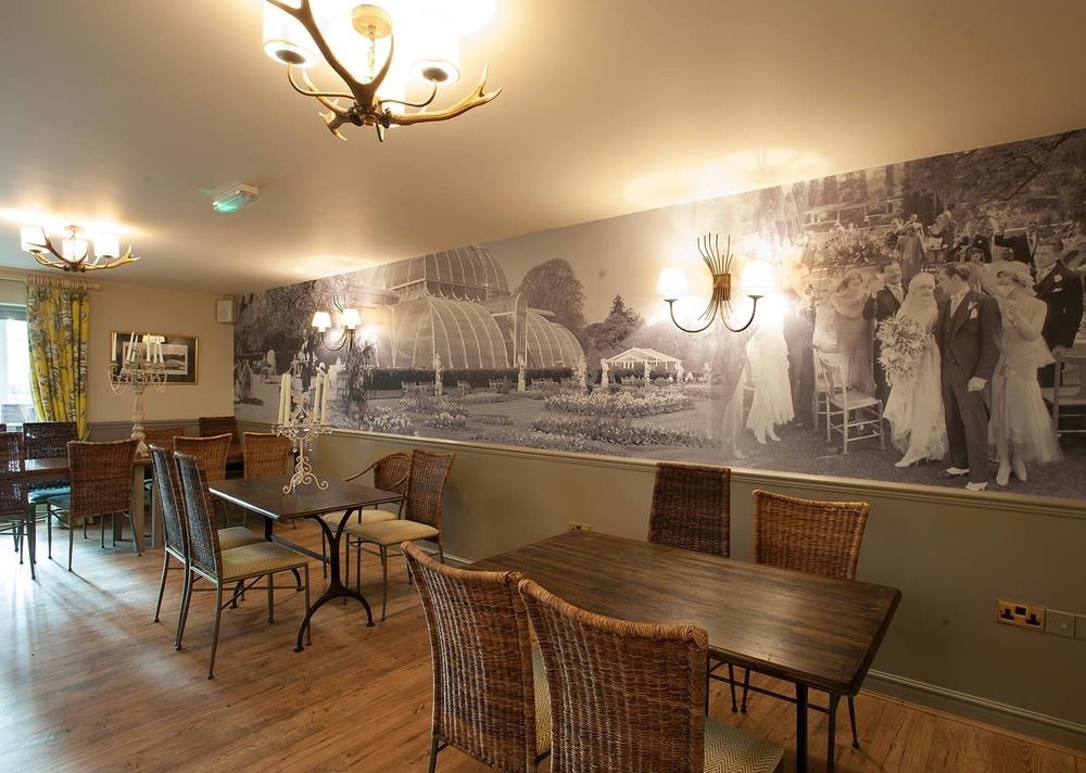 The George Inn Warminster Dış mekan fotoğraf